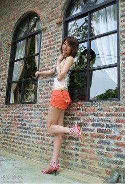 国产粉嫩一线在线观看,在线观看，青春活力一网打尽